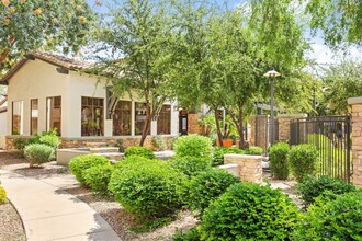 Painted Trails in Gilbert, AZ - Foto de edificio - Building Photo