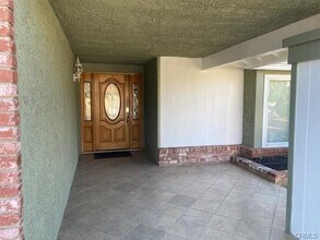 8751 Sari Ave in Los Angeles, CA - Building Photo - Building Photo