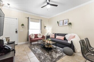 2960 Lucayan Harbour Cir in Kissimmee, FL - Building Photo - Building Photo