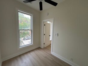 1313 W Ohio St, Unit 2F in Chicago, IL - Building Photo - Building Photo