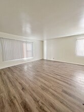 311 Cherry Ave in Long Beach, CA - Building Photo - Building Photo