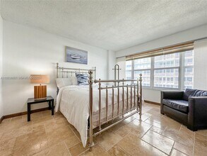 4010 Galt Ocean Dr in Fort Lauderdale, FL - Building Photo - Building Photo