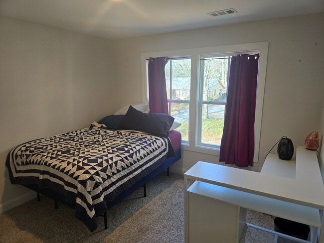 property at 5209 Skyline Dr