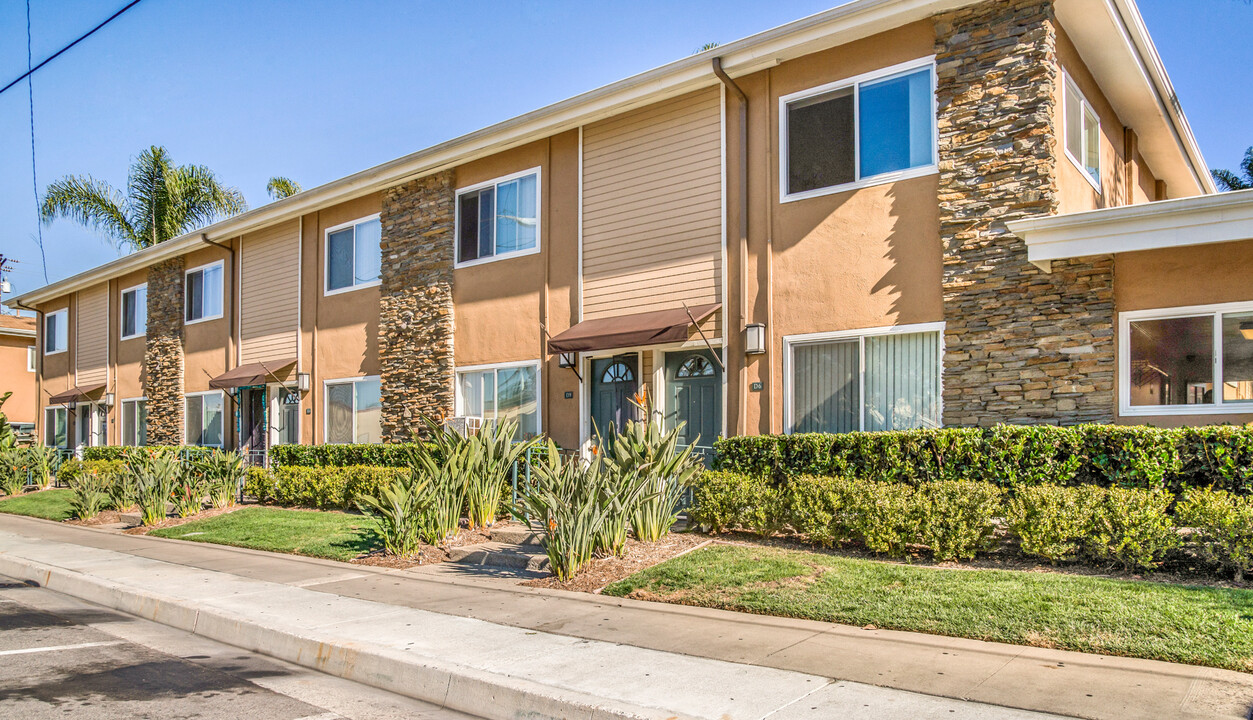 Olive Tree in Costa Mesa, CA - Building Photo