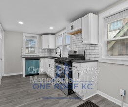 416 N Elmwood Ave in Kansas City, MO - Building Photo - Building Photo