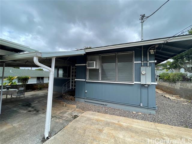 property at 533 Hanana Pl