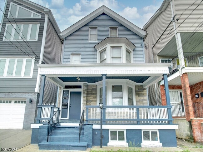 property at 178 Littleton Ave