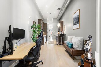 313 Washington St in Hoboken, NJ - Building Photo - Building Photo