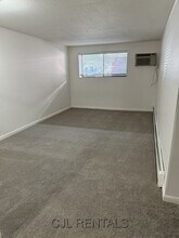 71 Montvale Ave in Stoneham, MA - Building Photo - Building Photo