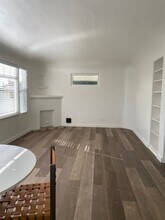 2452 Palm Dr, Unit 1 in Hermosa Beach, CA - Foto de edificio - Building Photo