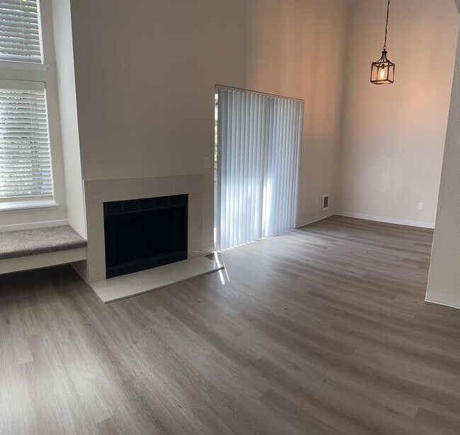 Westhampton Apartments in Federal Way, WA - Foto de edificio - Building Photo