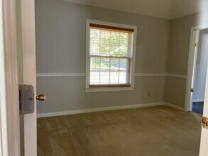 8276 Red Creek Dr in Memphis, TN - Building Photo - Building Photo