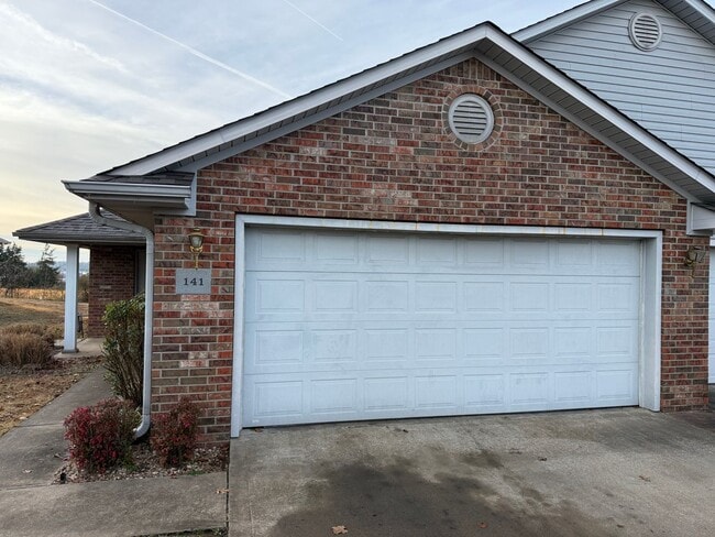 141-145 Northridge Dr