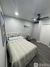 2047 S 19th St, Unit 1B in Philadelphia, PA - Foto de edificio - Building Photo