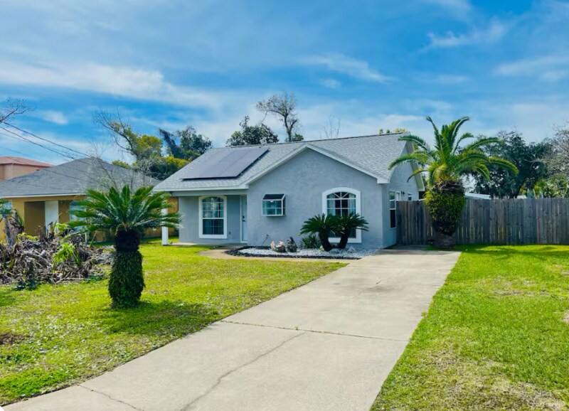 1823 High Ave in Panama City, FL - Building Photo