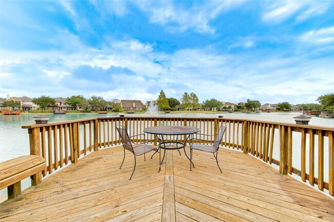 property at 5802 Horseshoe Falls