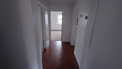 105 S White Horse Pike, Unit 105A in Berlin, NJ - Building Photo - Building Photo