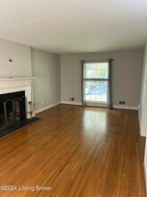 3914 1/2 Elmwood Ave in Louisville, KY - Building Photo - Building Photo