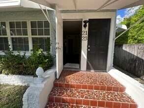 23 S Ocean Blvd in Lake Worth Beach, FL - Building Photo - Building Photo