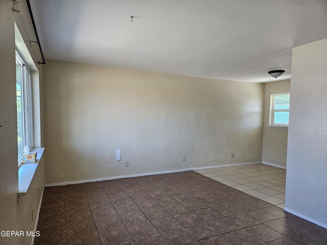 9545 Verbena Dr in El Paso, TX - Building Photo - Building Photo