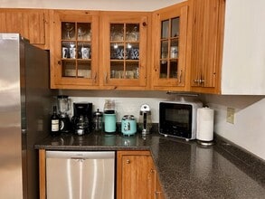 19 Union Ct in Boothbay Harbor, ME - Building Photo - Building Photo