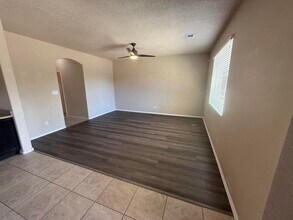11612 Thistledown Rd SE in Albuquerque, NM - Building Photo - Building Photo