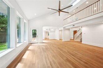 204 Woodlawn Ct in Pearl River, LA - Foto de edificio - Building Photo