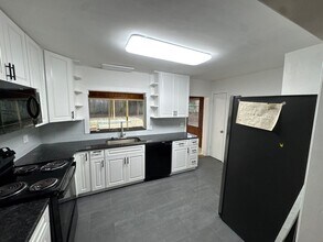 2112 High Rd in Tallahassee, FL - Building Photo - Building Photo