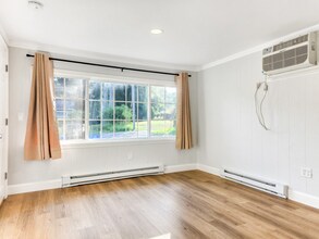 4 Whittemore Rd in Framingham, MA - Building Photo - Building Photo