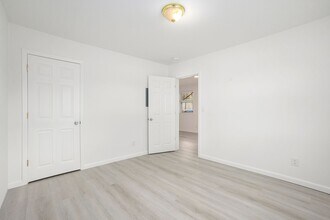 1710 Stanton St in Alameda, CA - Building Photo - Building Photo