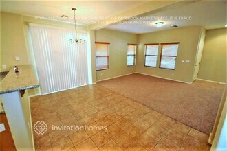5858 E Hoover Ave in Mesa, AZ - Building Photo - Building Photo