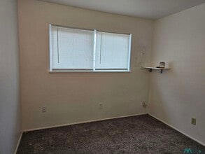 300 Circle Dr in Clovis, NM - Building Photo - Building Photo