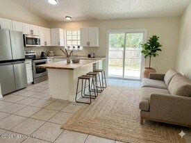 2897 10th St in St. Augustine, FL - Building Photo