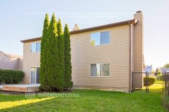 642 Packard Dr in Elgin, IL - Building Photo - Building Photo