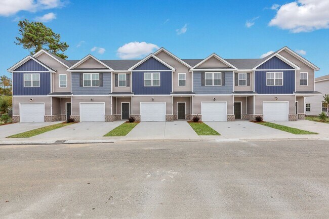 568 Gov Treutlen Cir in Pooler, GA - Building Photo - Building Photo