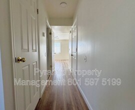 4521 Bella Verde Ct in Millcreek, UT - Building Photo - Building Photo