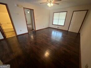 982 Locust Dr NE in Conyers, GA - Building Photo - Building Photo