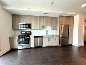 3120 Smith St in Houston, TX - Building Photo - Building Photo