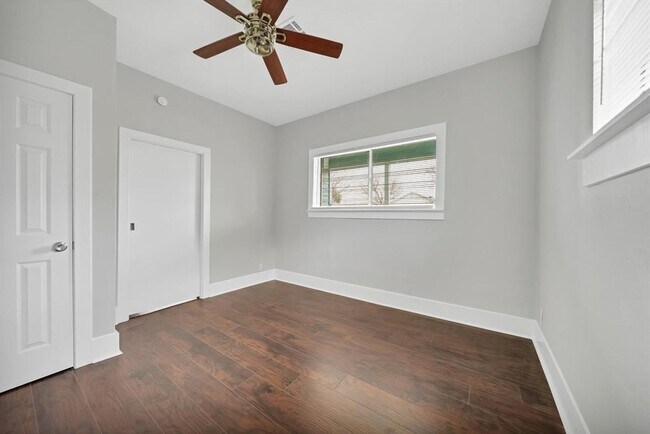 property at 4824 Avenue O 1/2