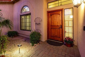 10741 E Palomino Rd in Scottsdale, AZ - Building Photo - Building Photo