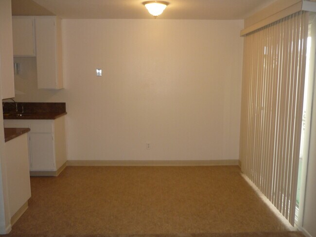6686 Omega Dr in San Diego, CA - Building Photo - Building Photo