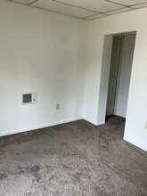 756 Willey St, Unit Rear in Morgantown, WV - Building Photo - Building Photo