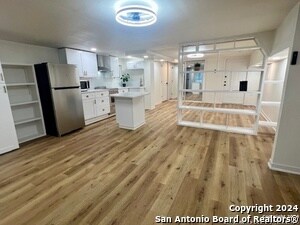136 E Mulberry Ave in San Antonio, TX - Building Photo - Building Photo