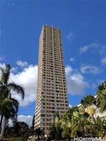 1060 Kamehameha Hwy in Pearl City, HI - Building Photo