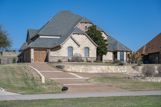 The Resort on Eagle Mt. Lake in Fort Worth, TX - Foto de edificio - Building Photo