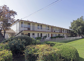 Country Club Apartments