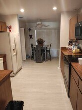 616 White Water Dr in West Palm Beach, FL - Foto de edificio - Building Photo