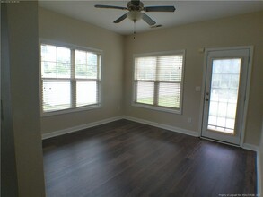 952 Ronald Reagan Drive in Fayetteville, NC - Building Photo - Building Photo
