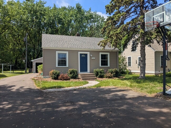 property at 1769 White Bear Ave