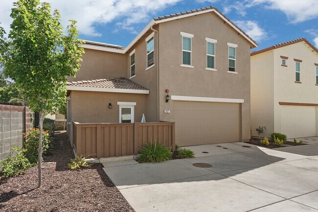 937 Posey St in Galt, CA - Building Photo - Building Photo